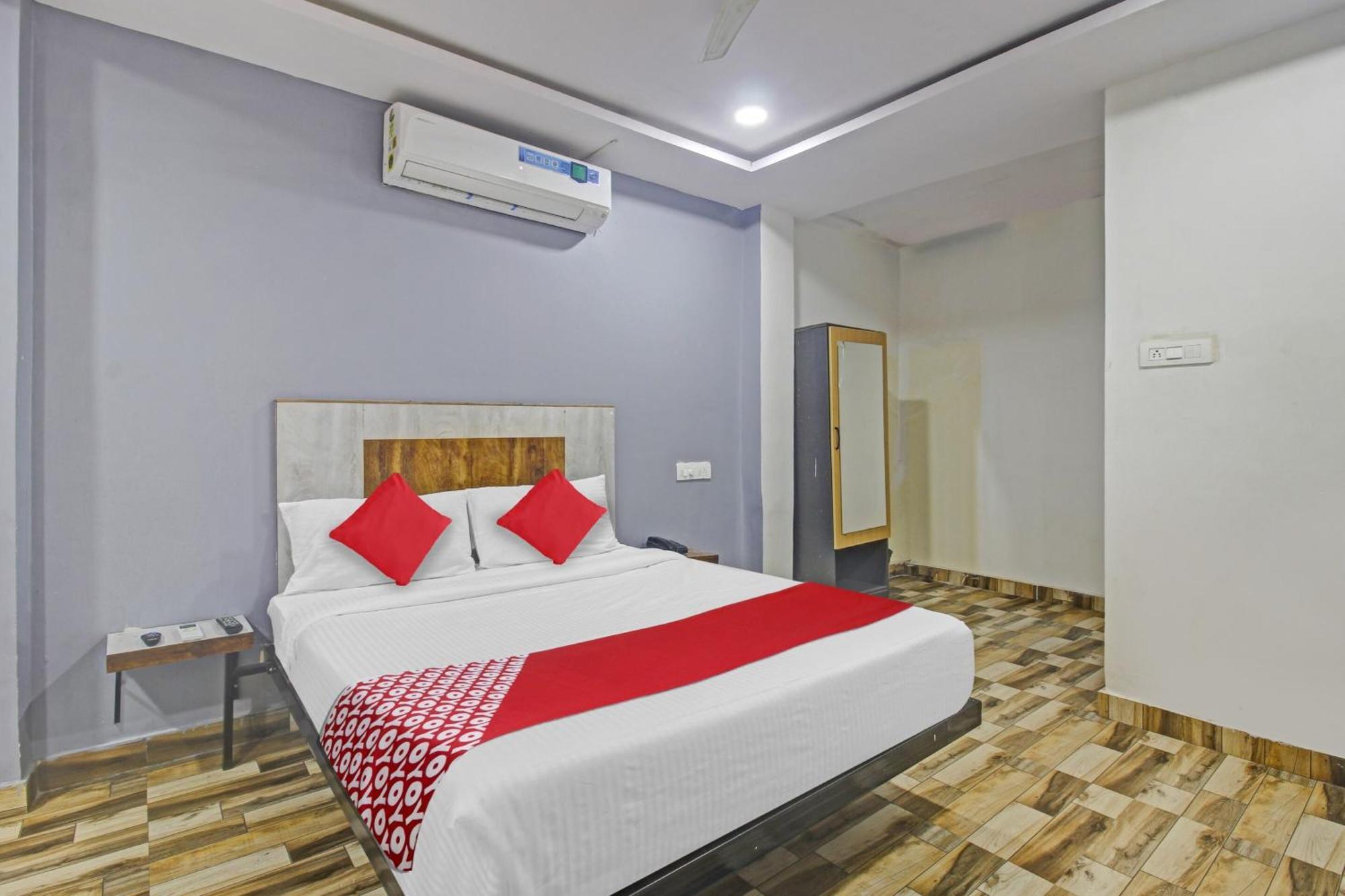 Super Hotel O Sri Sai Regency Hyderabad Ngoại thất bức ảnh