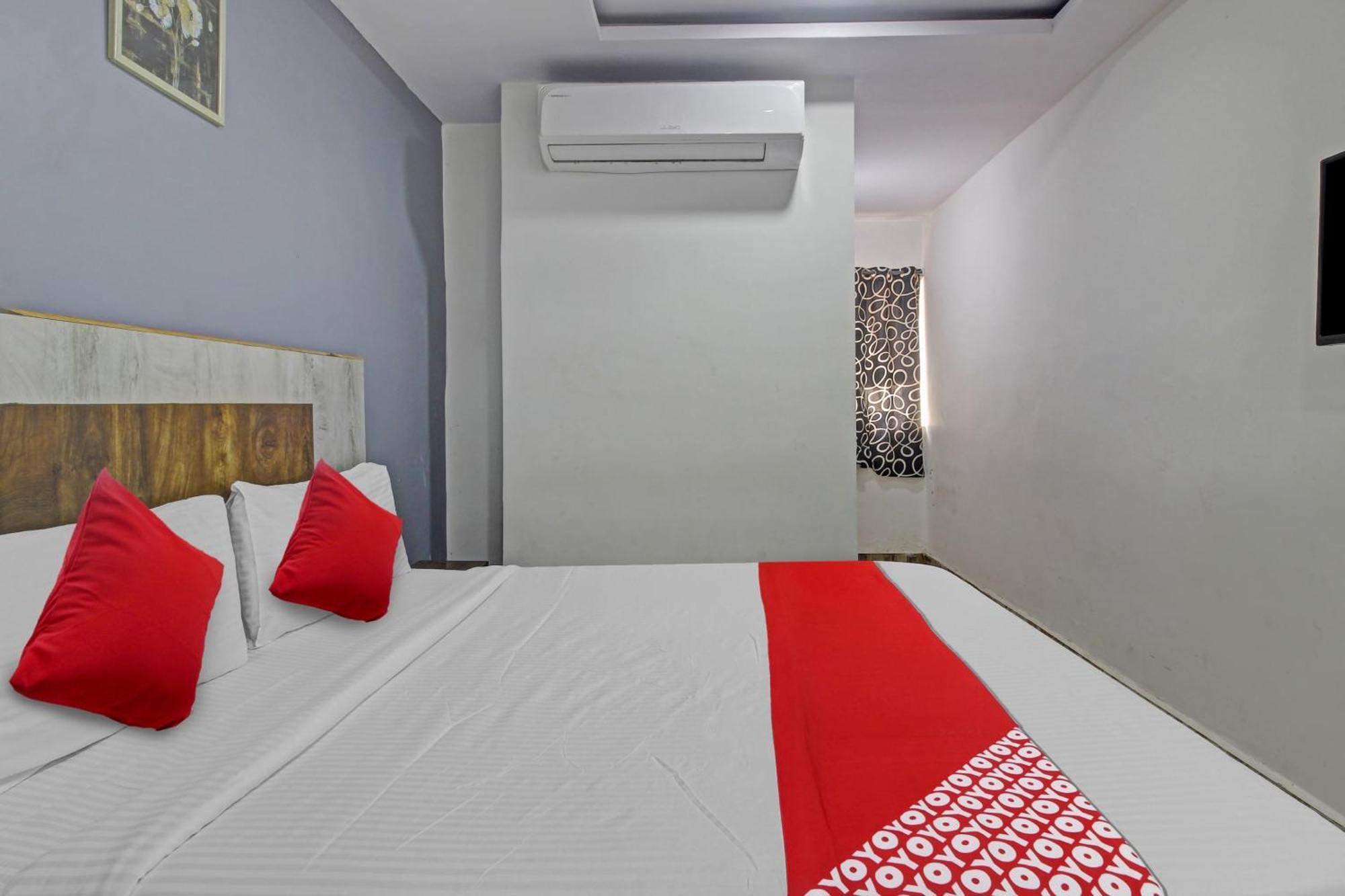Super Hotel O Sri Sai Regency Hyderabad Ngoại thất bức ảnh